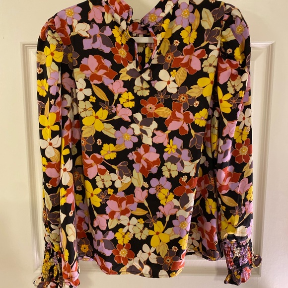 Who What Wear Silky Floral Blouse - Picture 4 of 4